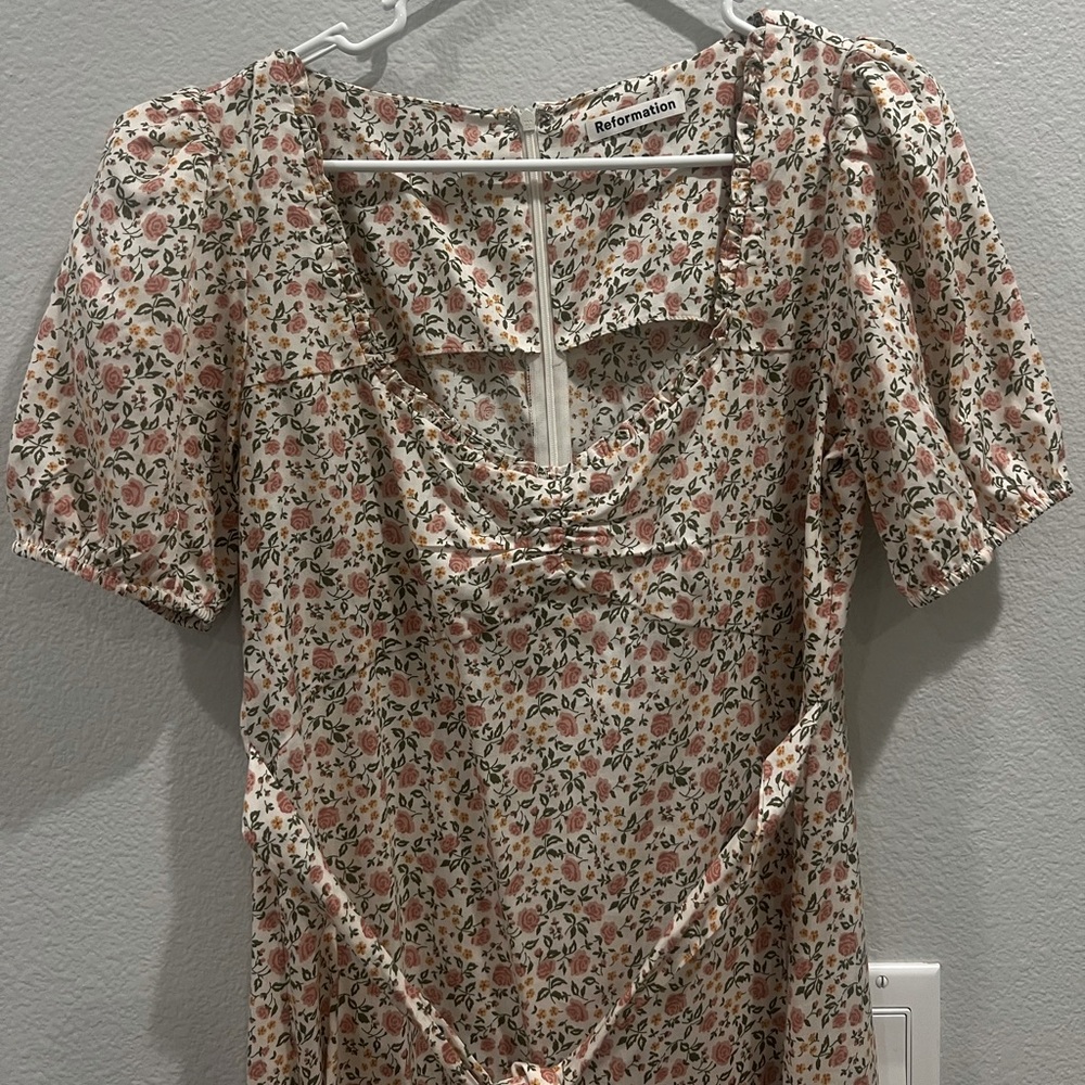 Reformation floral puff sleeve midi dress Size Medium